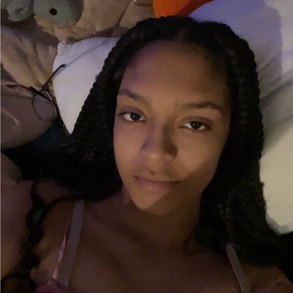 Meet your Posher, Cancandace - Picture 1 of 1